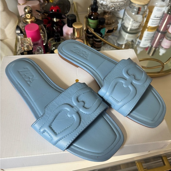 Zara sandals - Picture 3 of 4